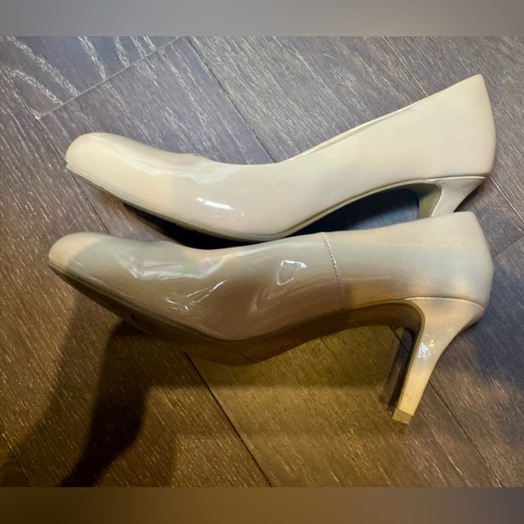 Women’s 3” Heels (Beige) Stiletto - Picture 8 of 11